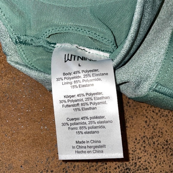 Green Sports Bra - Picture 12 of 12